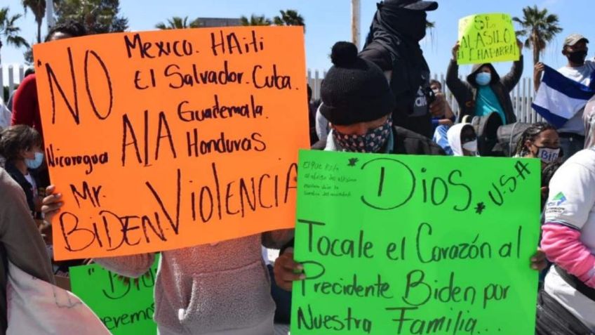 Así marcharon migrantes en Tijuana para exigir asilo político a EU: VIDEO