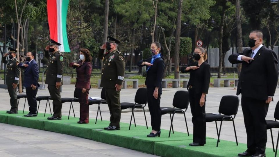 La jefa de Gobierno de la CDMX, Claudia Sheinbaum, estuvo como invitada en el acto conmemorativo. Foto: Especial