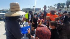 Marchan migrantes a garita de San Ysidro para pedir asilo en Estados Unidos