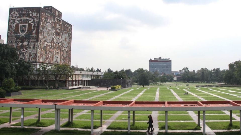 El presidente reconoció que ya es un avance el que la UNAM considere un regreso presencial a las aulas. FOTO: Especial