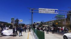 Bloquean la Autopista del Sol, en Guerrero, para exigir plazas docentes