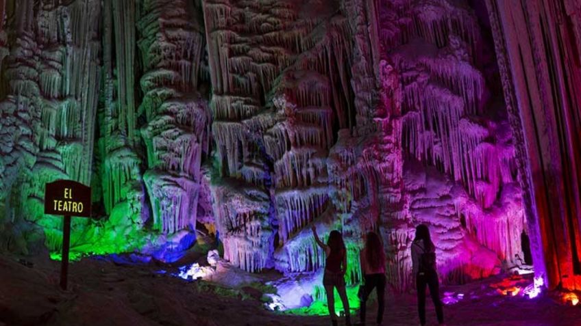 Conoce las Grutas de García, las formaciones rocosas con más de 60 millones de años