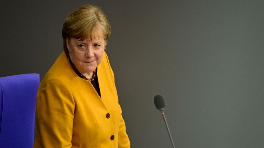 Angela Merkel da marcha atrás a medidas anticovid de Semana Santa; pide perdón por su error