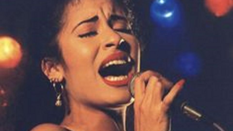 Salma Hayek quería interpretar a Selena Quintanilla en su película biográfica.