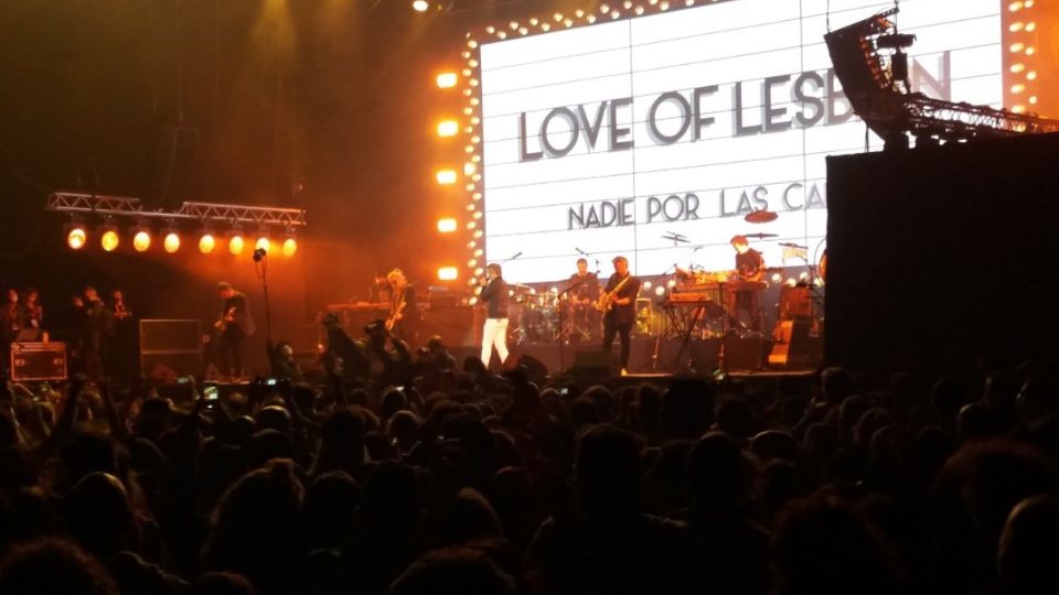 Un total de 5 mil personas asistieron al concierto de Love of Lesbian. Foto: @xavirg1974