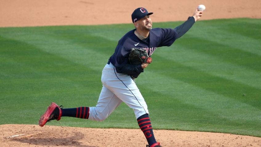 ¡Confirmado! Oliver Pérez estará en su temporada 19 en la MLB en el Opening Day