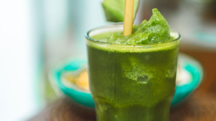 Jugo verde de verduras, el mejor para quemar grasa y bajar de peso en poco tiempo