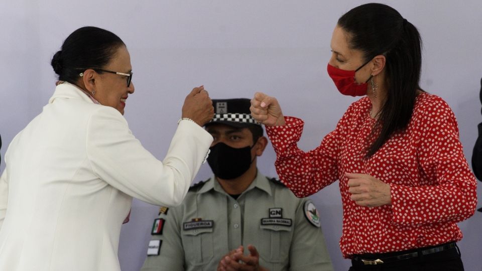 VÍNCULO. La titular de la Secretaría de Seguridad y Protección Ciudadana con Claudia Sheinbaum. Foto: Cuartoscuro