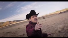 Christian Nodal estrena "2 veces" con los Plebes del Rancho y los MEMES no se hacen esperar