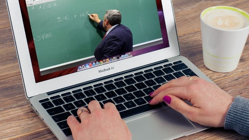 Descubren a estudiante fingiendo tomar clase en línea: VIDEO VIRAL