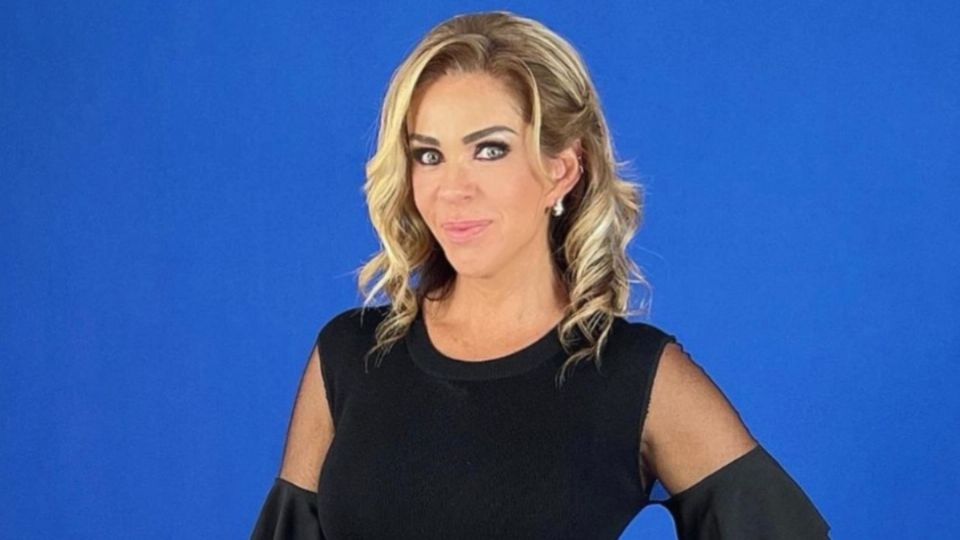 Sánchez Azuara, de 57 años es la conductora del nuevo programa 'Acércate a Rocío'. FOTO: Instagram