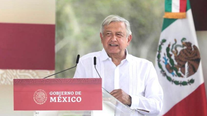 AMLO anuncia distribución de vacunas Sinova; pide no confiarse para eviar una tercera ola de COVID-19