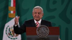 AMLO anuncia compra de refinería en Houston