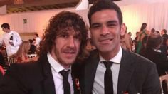 Rafa Márquez intenta hablar sobre el paso del Barcelona y Puyol lo trolea