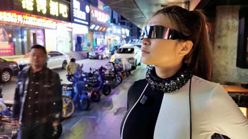 Con este collar al estilo Cyberpunk, nadie podrá grabar tus conversaciones