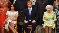 Reina les extiende la mano a príncipe Harry y Meghan Markle