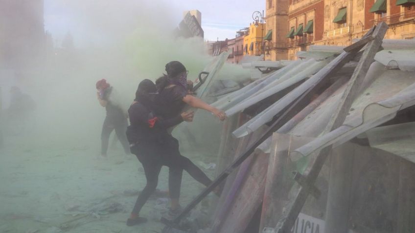 CDMX inicia cinco carpetas de investigación por agresiones durante la manifestación del 8M