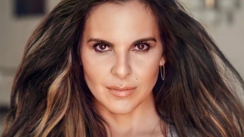 Kate del castillo cautiva a sus fans con elegante jumpsuit rojo; luce radiante