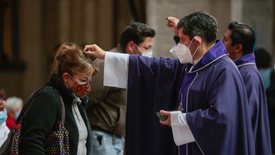 Los integrantes de la Iglesia Católica también se han visto afectados por el Covid-19 desde que inició la pandemia. Foto: Cuartoscuro