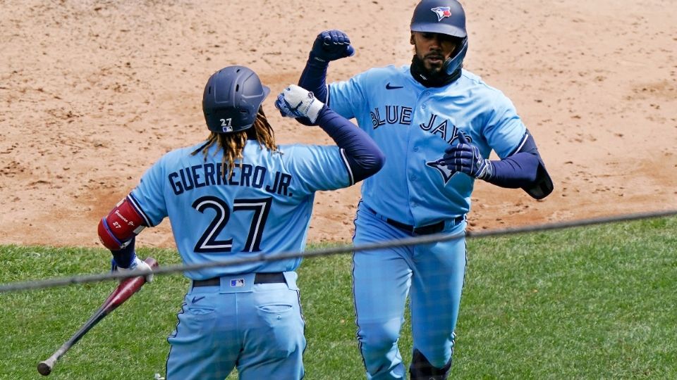 Toronto dio la sorpresa en el Yankee Stadium. Foto: AP