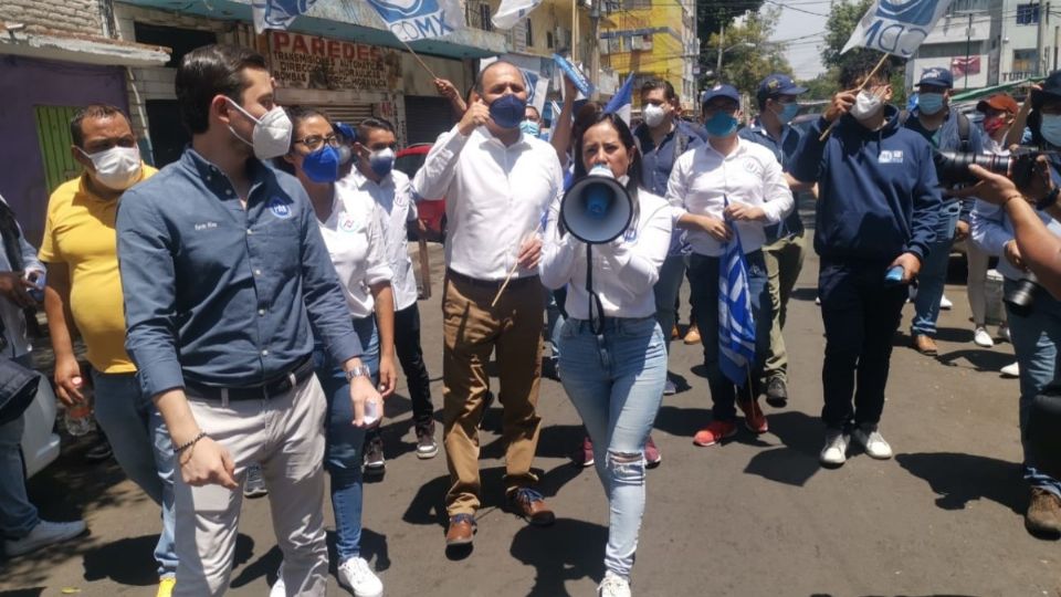 Impulsará programas de viviendas y clínicas que darán medicamentos gratuitos a mujeres Foto: Especial