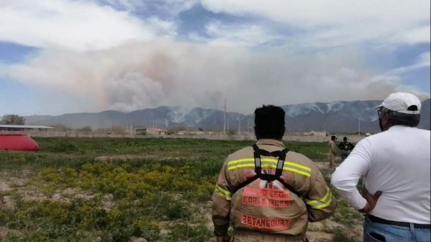 Alerta en Nuevo León por nuevo incendio en Sierra del Cabrero: FOTOS