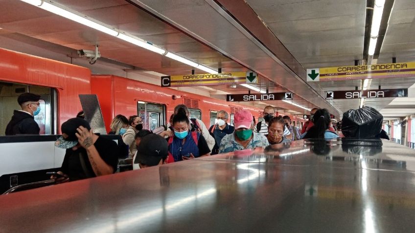 Policías atienden a personas con crisis emocional y tendencias suicidas en el Metro