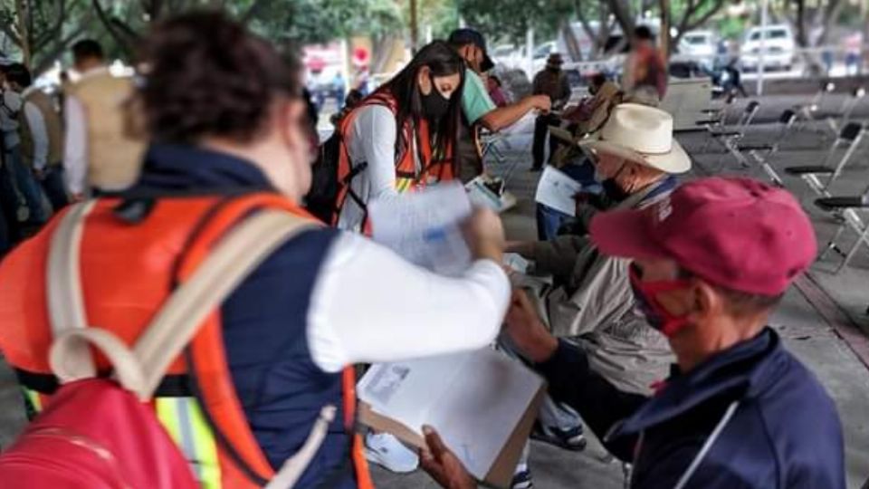 920 mil 596 dosis destinadas para adultos mayores de 60 años.