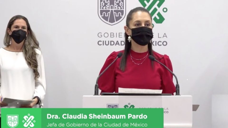 La jefa de Gobierno, Claudia Sheinbaum, y la titular de la PAOT, Mariana Boy, presentaron la nueva ley de protección animal. Foto: Captura de pantalla