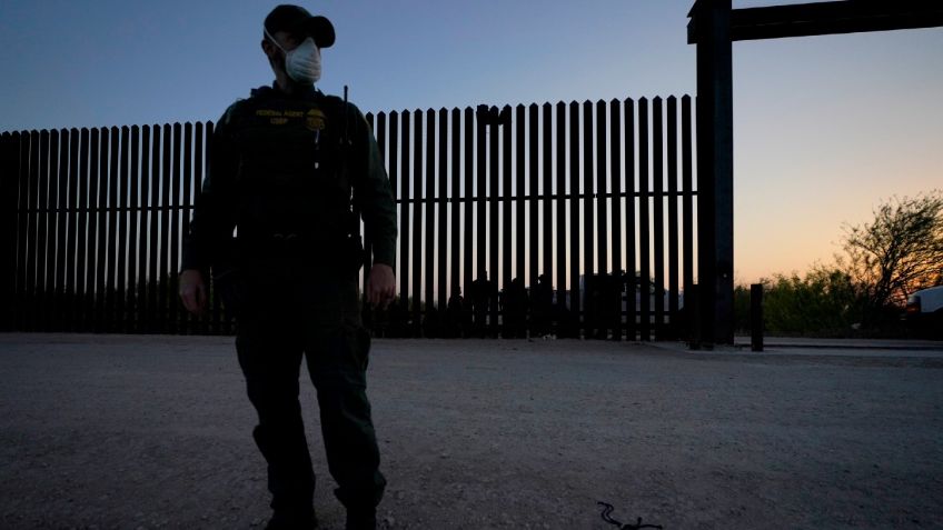 ¡Otro caso! Arrojan a NIÑO de DOS AÑOS desde el MURO fronterizo y VIVE para contarlo: VIDEO