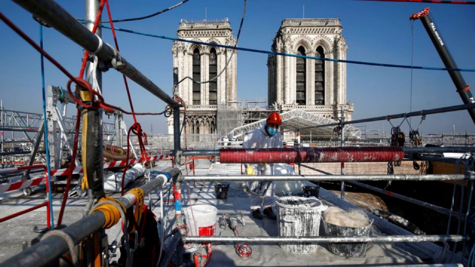 La búsqueda del origen del incendio en la Catedral de Notre Dame ha llevado tiempo.