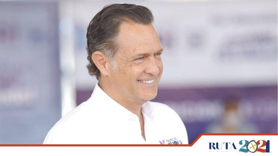 Mauricio Kuri, candidato del PAN, ha apoyado a su compañero candidato para San Juan del Río, Roberto Cabrera. Foto: Especial