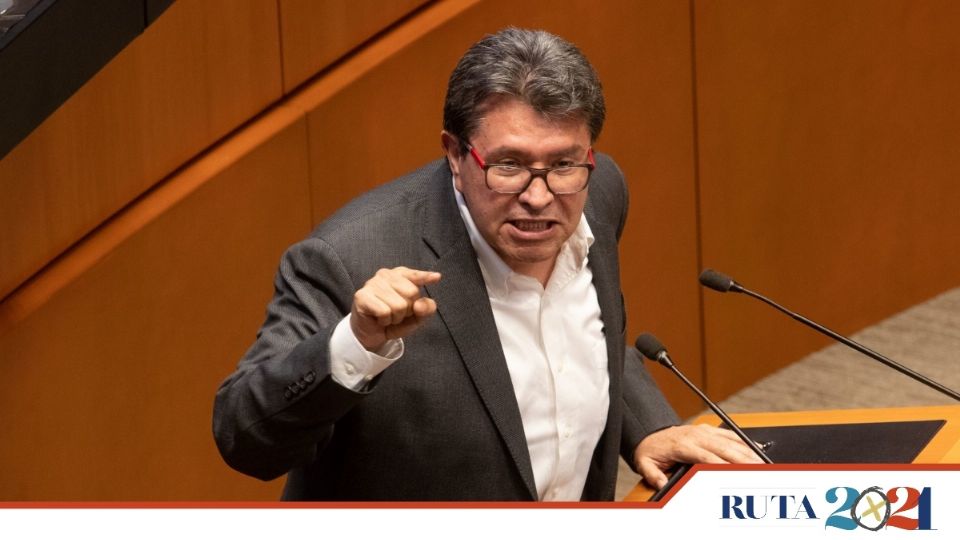 DEFENSA. Ricardo Monreal, coordinador de Morena en el Senado, asegura que nunca vio tantos embates contra el titular del Ejecutivo. Foto: Cuartoscuro