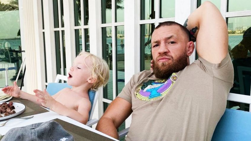 "Apunta a la boca": Conor McGregor enseña a su hijo de 3 años a pegarle a otros niños | VIDEO