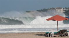 Alertan por alta marejada en Oaxaca, ¿qué es este fenómeno que afecta a las playas?