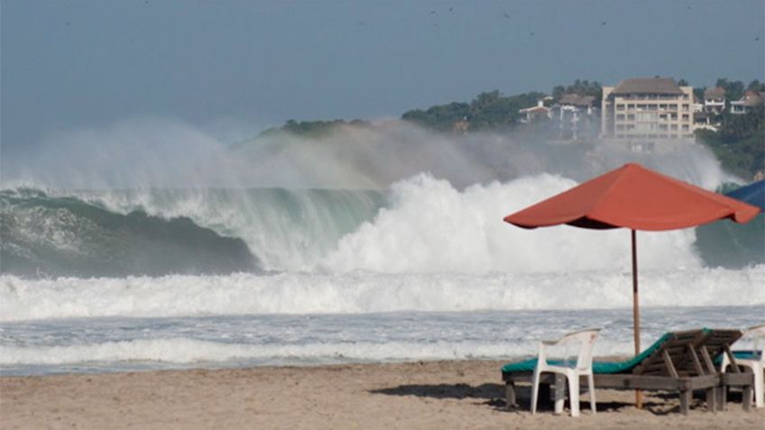 Alertan por alta marejada en Oaxaca, ¿qué es este fenómeno que afecta a las playas?