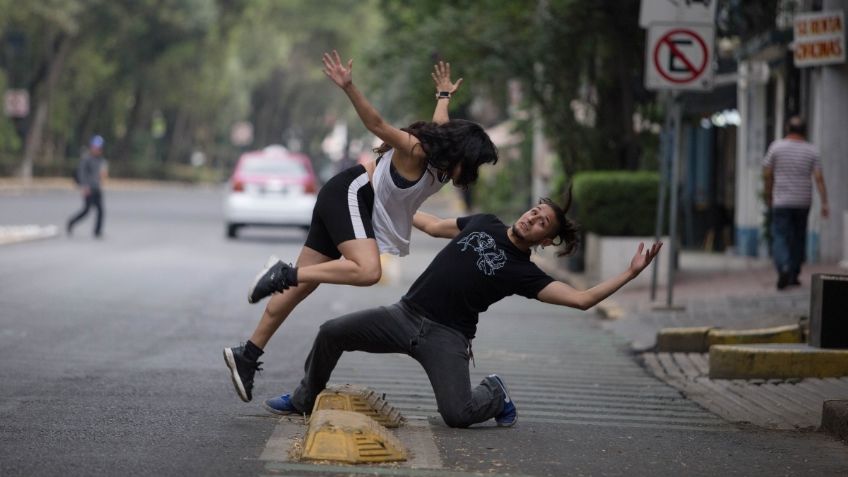 Fotógrafo busca reflexionar sobre las caídas en ciclovía de Puebla