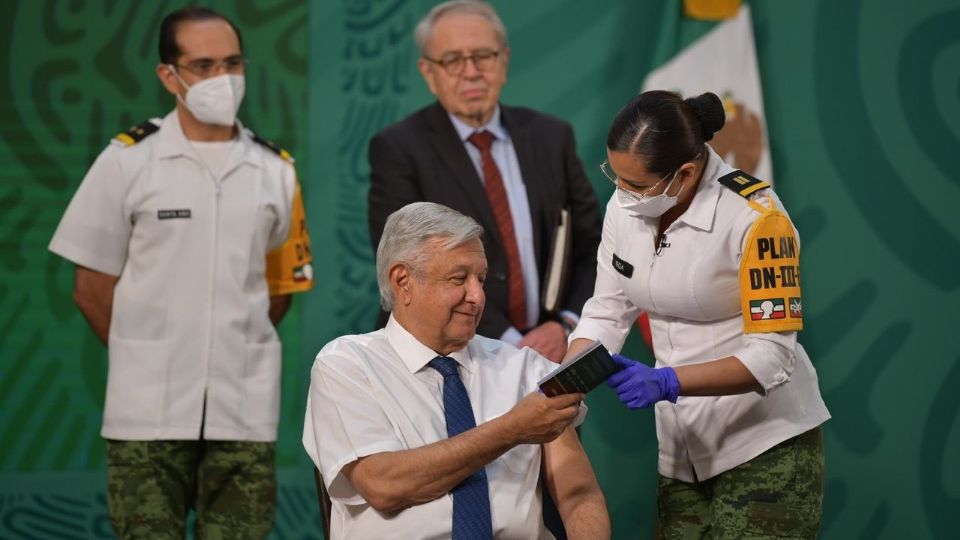 El presidente López Obrador tuvo reacciones leves a la vacuna de AstraZeneca contra Covid-19
FOTO: Daniel Ojeda