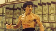 Bruce Lee: Ésta fue la carrera PROFESIONAL que le permitió alcanzar la PERFECCIÓN en las Artes Marciales | VIDEO