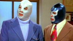 Chespirito: El ÚNICO que logró DESENMASCARAR a El Santo y Blue Demon