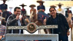 ¡A lo charro! Presentan el cinturón mestizo del CMB para la pelea de Canelo