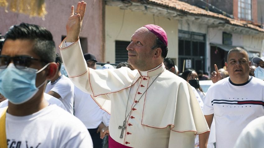 En Aguililla, enviado del Papa lleva mensaje de paz