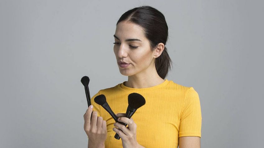 BELLEZA: Conoce todo para el cuidado y protección de tus brochas de maquillaje