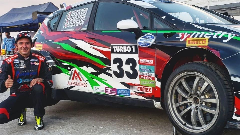 Los pilotos del auto 33 del Orea Ross Racing, arrasaron en la prueba de 24 Horas Endurance. Foto: Especial