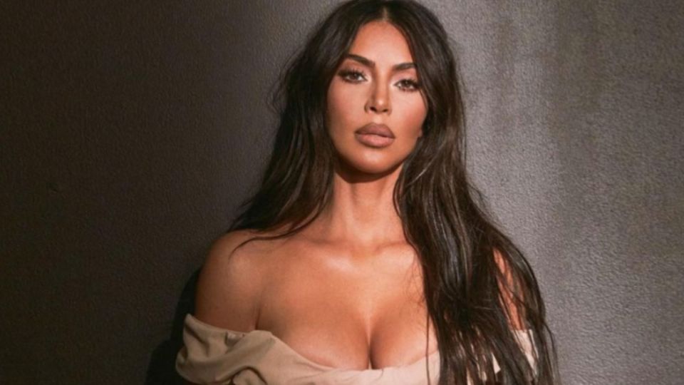 Kim Kardashian presumió cuerpazo en la imagen que compartió en sus redes. FOTO: Instagram