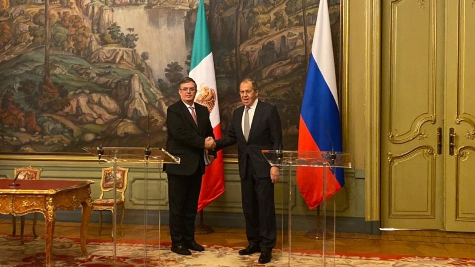 El canciller Marcelo Ebrard y su homólogo ruso Sergei Lavrov dieron una conferencia de prensa para anunciar los detalles del acuerdo. Foto: Especial