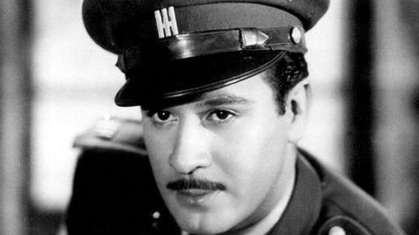 Pedro Infante: FOTO inédita del "Ídolo de México" cantando para presos de la cárcel del Lecumberri