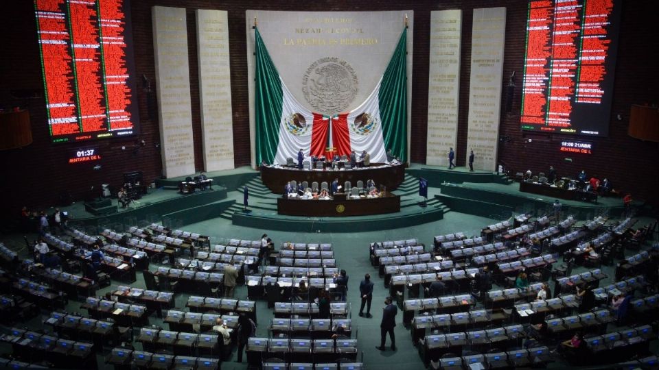 Mayoría de los compromisos que ofrecen los aspirantes a diputados, no están entre sus atribuciones, según informe. Foto: Especial
