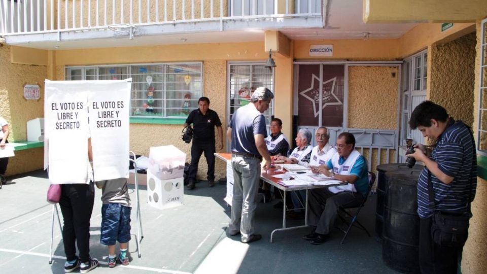 Lo primero que debes hacer es registrar tu solicitud en el portal del INE o acudir a alguna Junta Ejecutiva. Foto: Cuartoscuro