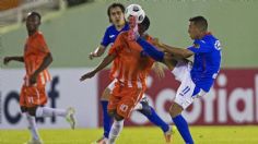 Cruz Azul sale sin goles contra el Arcahaie y deja todo para la vuelta